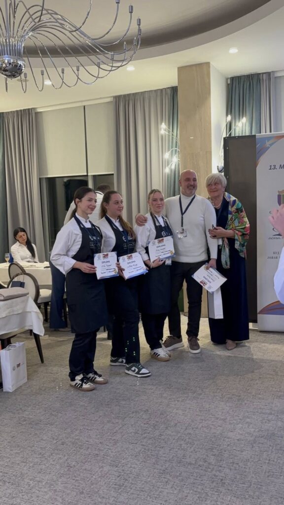 558691638 1295081972408816 3771029734508768974 n