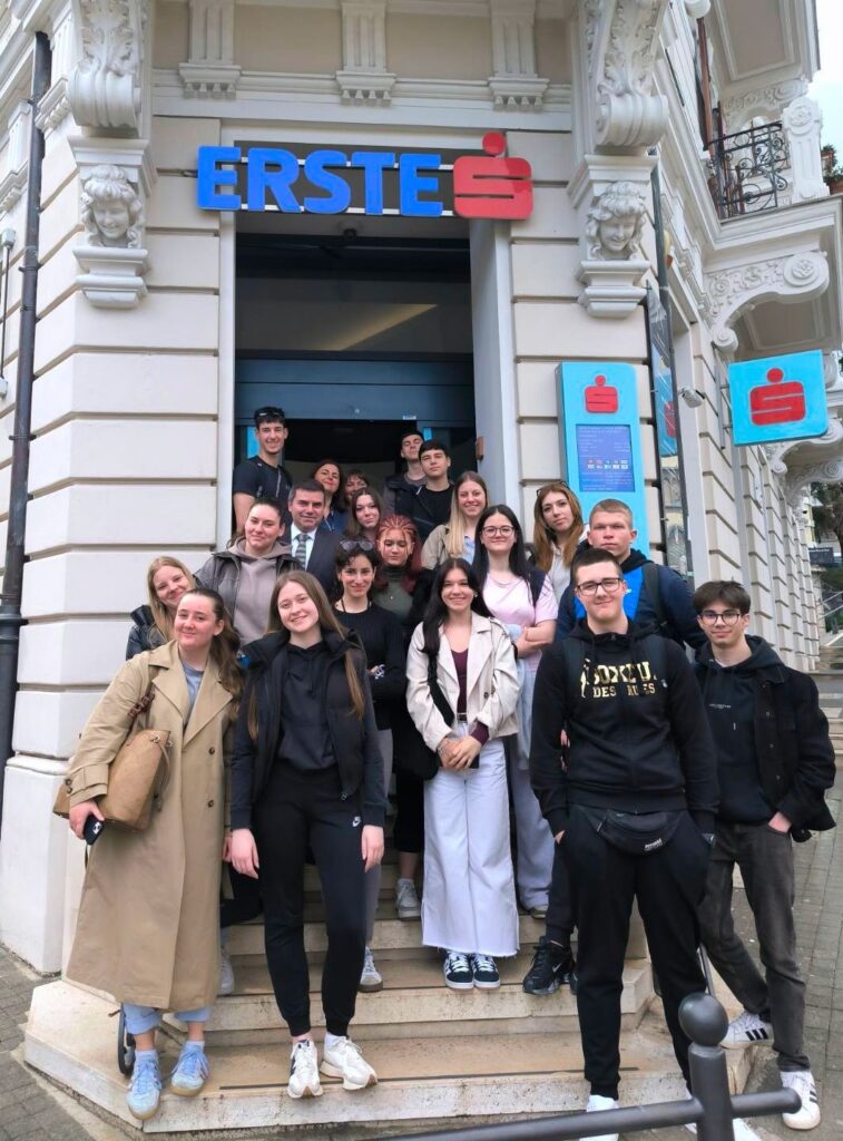 652951778 1422932316290447 7263174517629315055 n