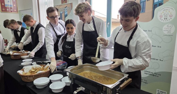 Aktivnosti “Činka-Pal Time” i “Komunikacija u restoranu”